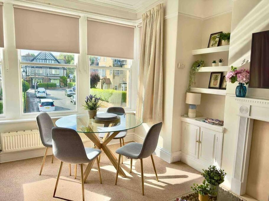 Spacious & Bright 3 Bed Harrogate Apartment Exterior foto